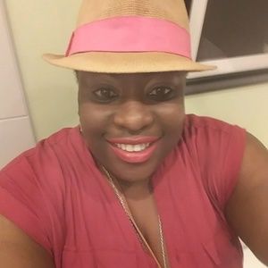 Meet your Posher, Afua